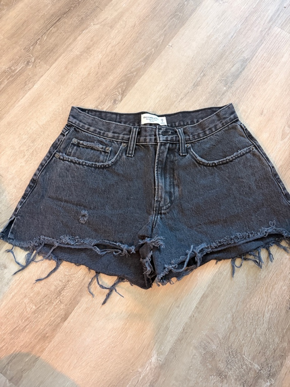 Abercrombie black jean shorts size 26